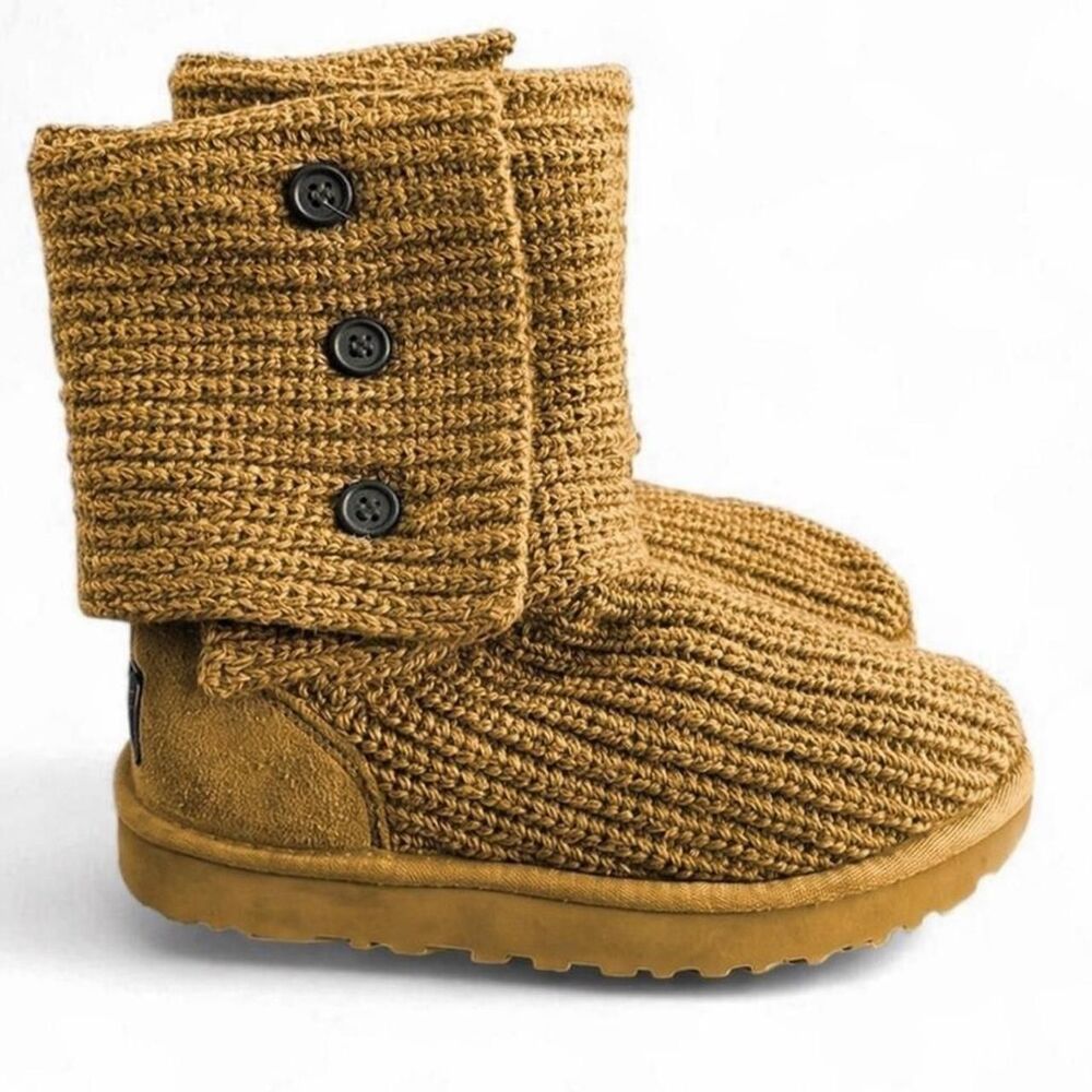 Womens Ugg Cardy Boots SZ 9